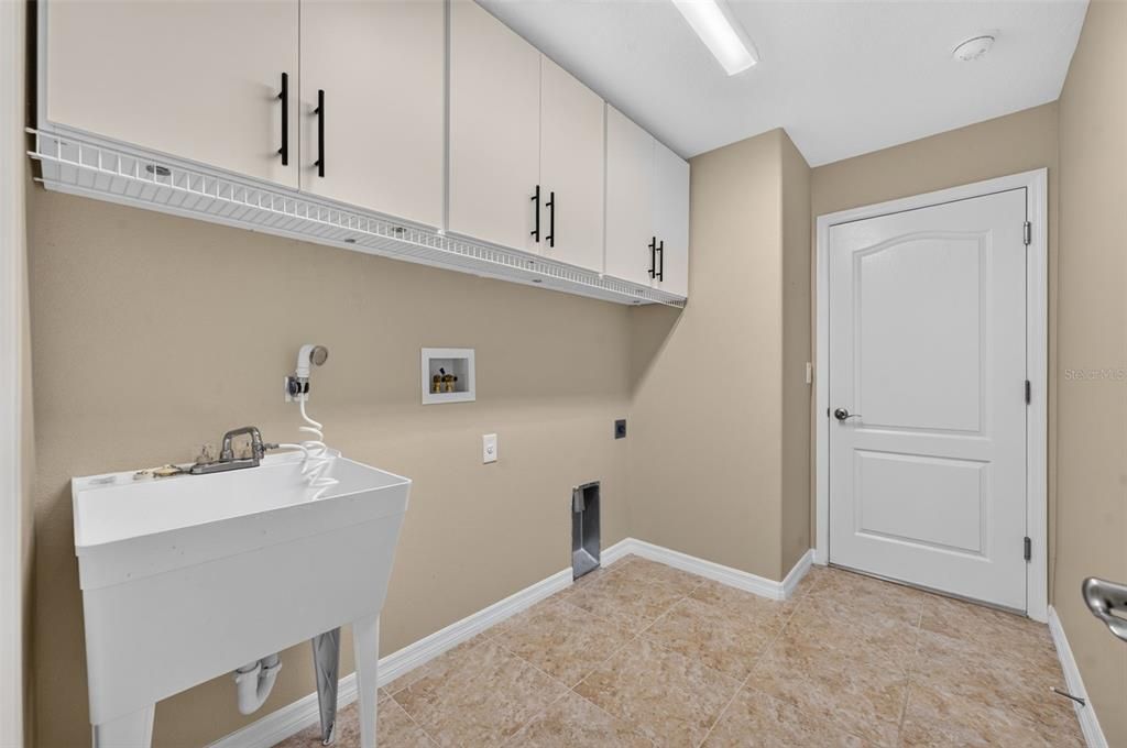For Sale: $610,000 (4 beds, 3 baths, 2601 Square Feet)