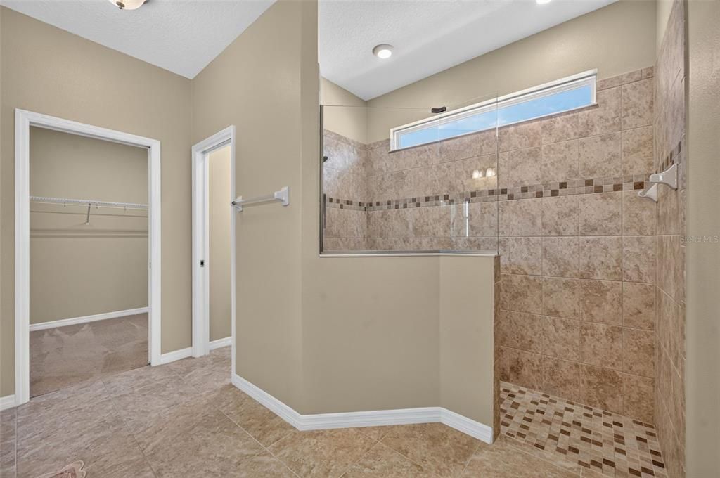 For Sale: $610,000 (4 beds, 3 baths, 2601 Square Feet)