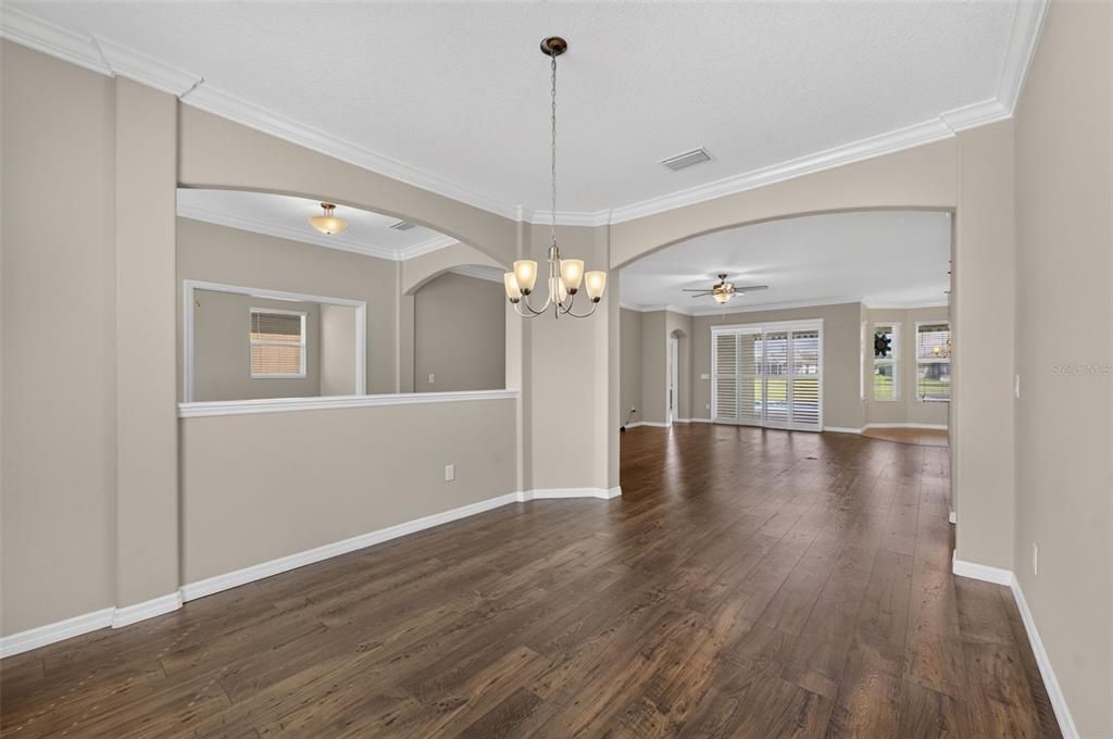 For Sale: $610,000 (4 beds, 3 baths, 2601 Square Feet)