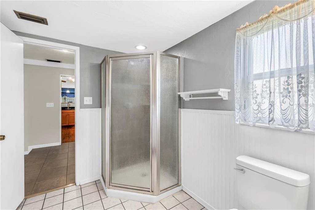 For Rent: $3,500 (3 beds, 2 baths, 1751 Square Feet)