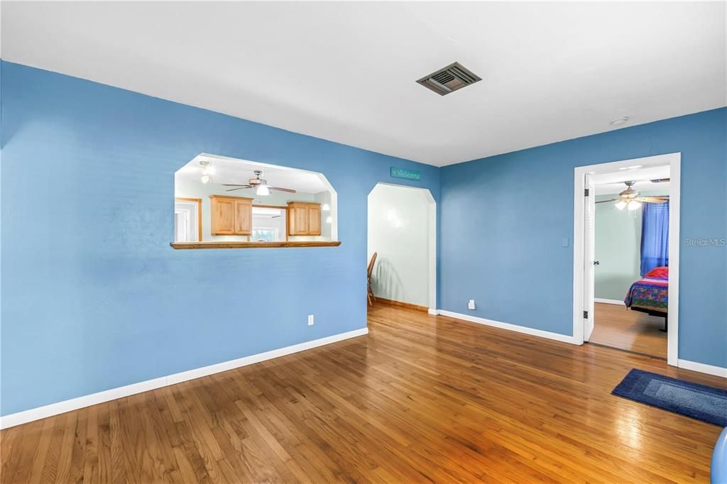 For Rent: $3,500 (3 beds, 2 baths, 1751 Square Feet)