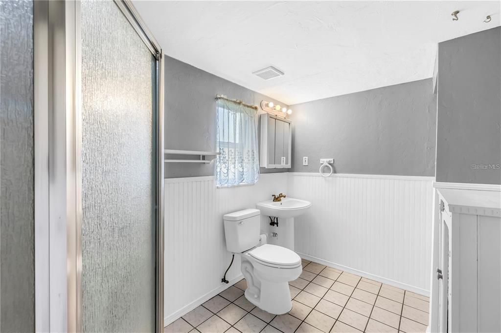 For Rent: $3,500 (3 beds, 2 baths, 1751 Square Feet)