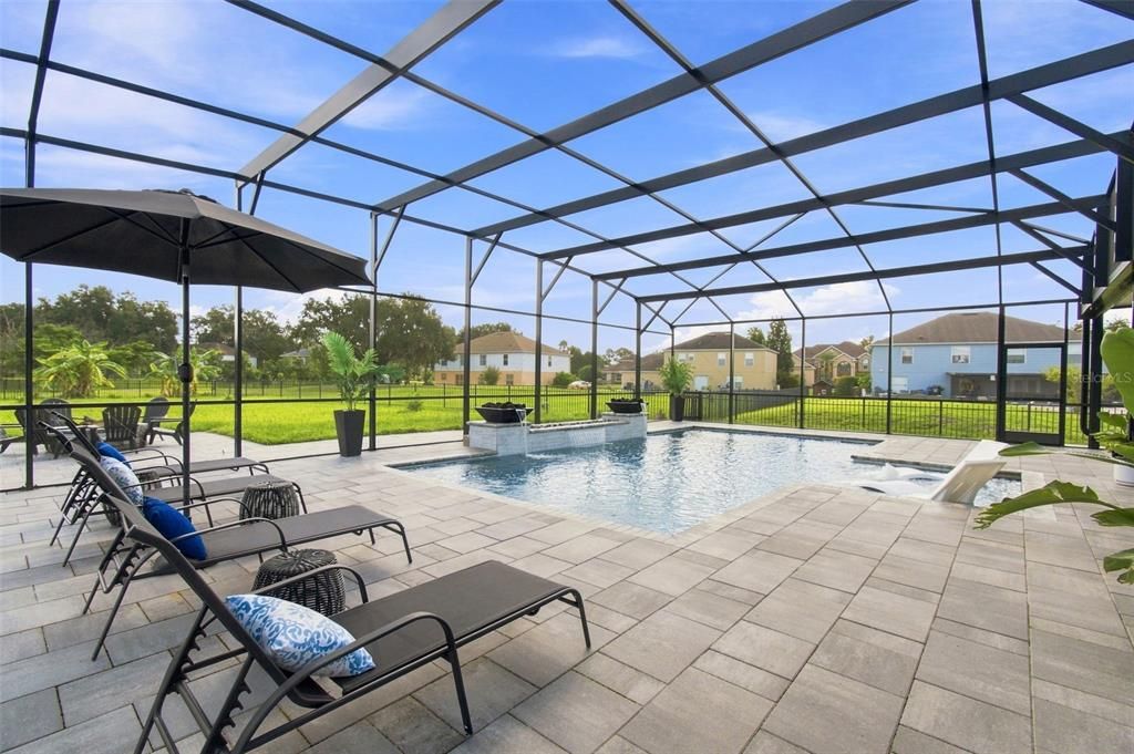 For Sale: $669,998 (5 beds, 2 baths, 2979 Square Feet)