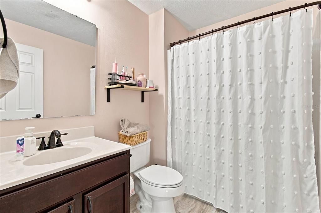 For Sale: $669,998 (5 beds, 2 baths, 2979 Square Feet)