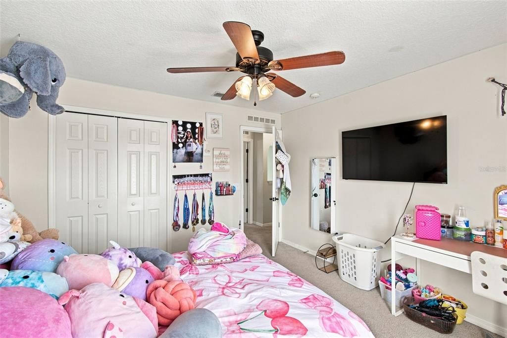 For Sale: $669,998 (5 beds, 2 baths, 2979 Square Feet)