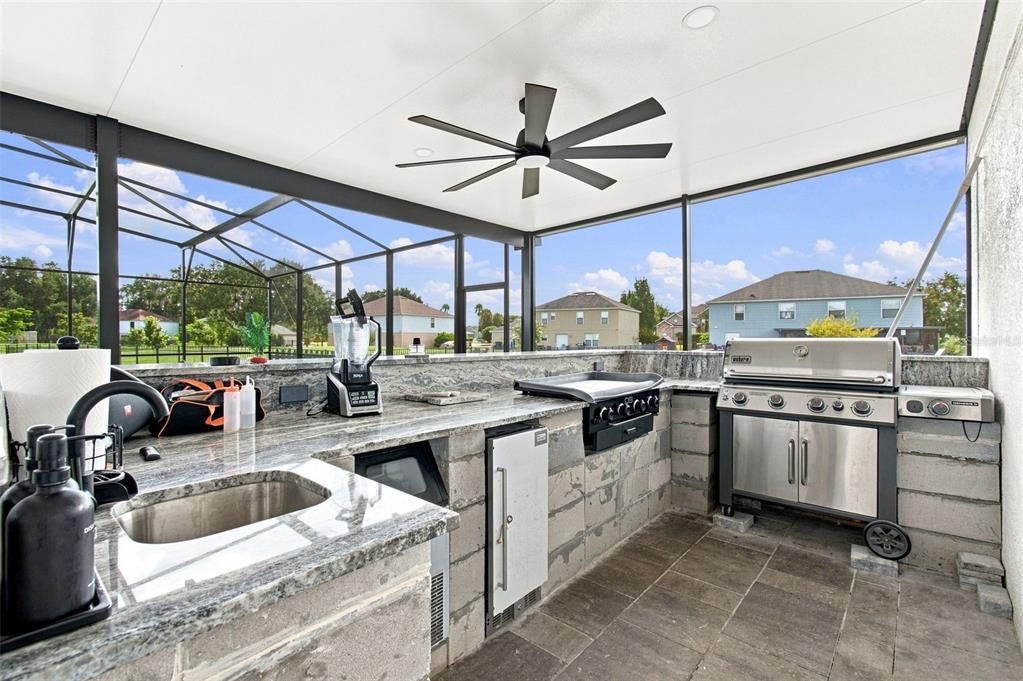For Sale: $669,998 (5 beds, 2 baths, 2979 Square Feet)