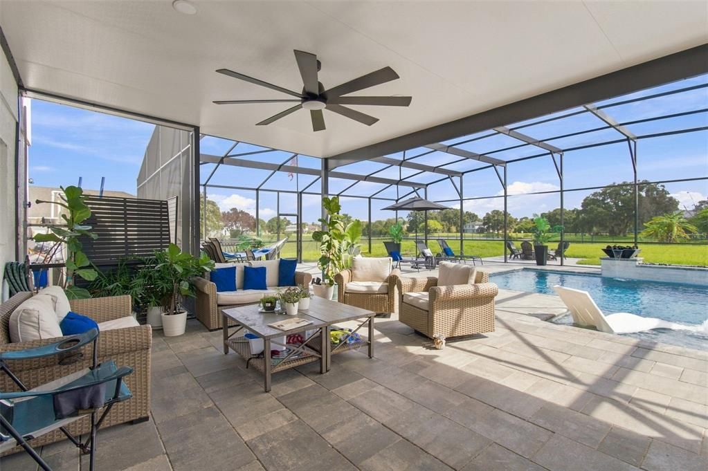 For Sale: $669,998 (5 beds, 2 baths, 2979 Square Feet)
