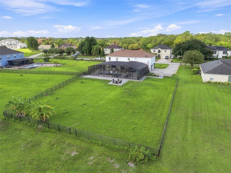 For Sale: $669,998 (5 beds, 2 baths, 2979 Square Feet)