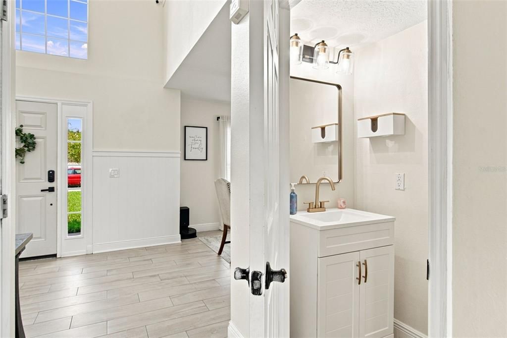 For Sale: $669,998 (5 beds, 2 baths, 2979 Square Feet)