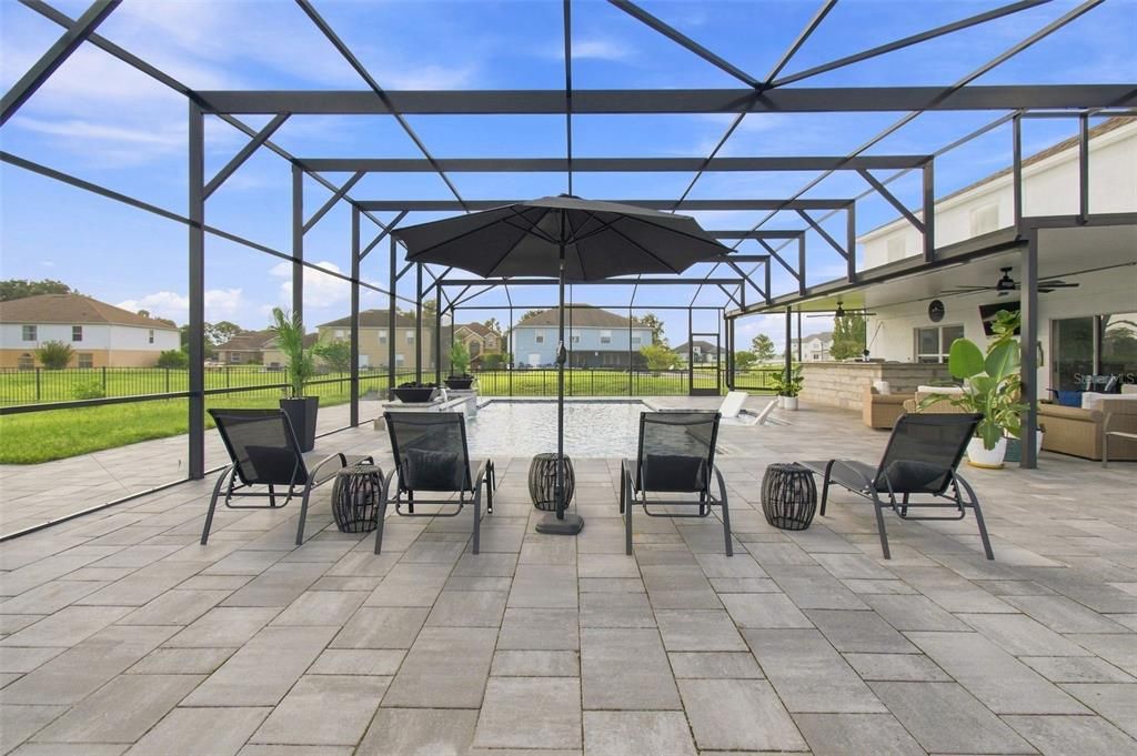 For Sale: $669,998 (5 beds, 2 baths, 2979 Square Feet)