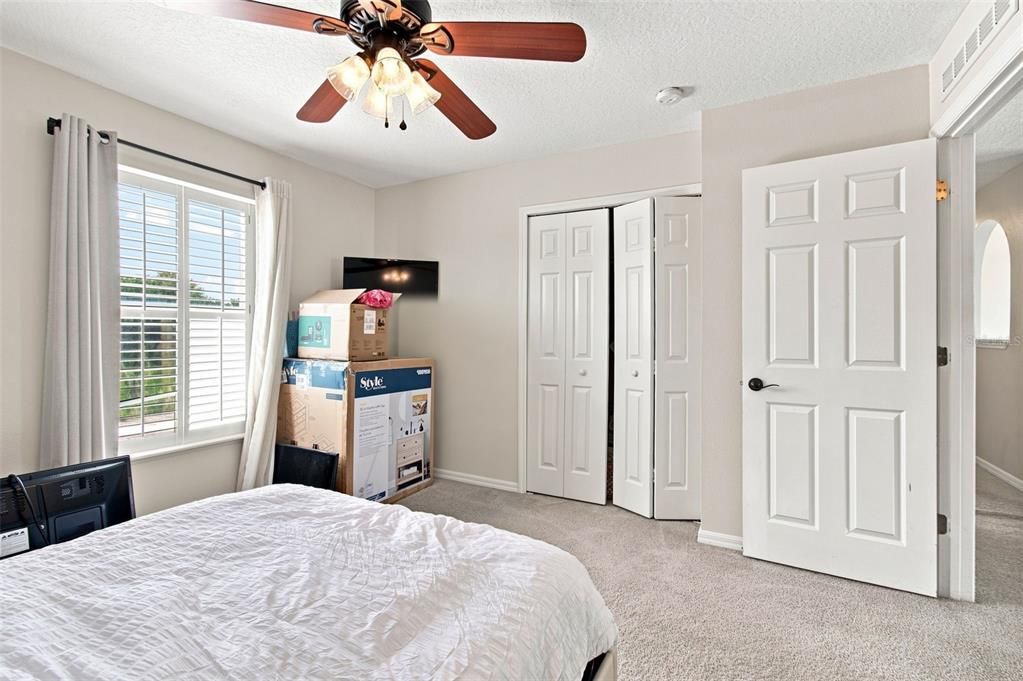 For Sale: $669,998 (5 beds, 2 baths, 2979 Square Feet)