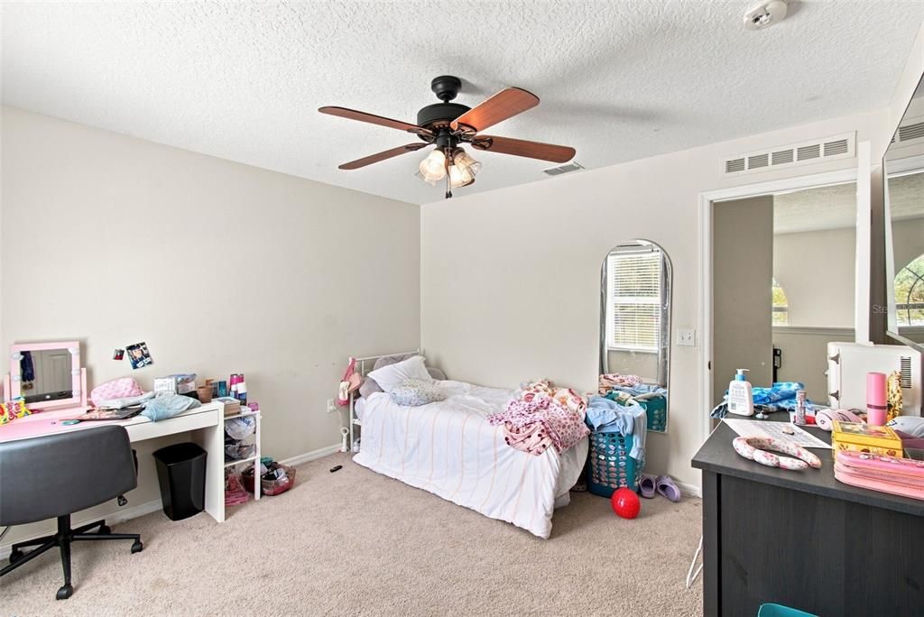 For Sale: $669,998 (5 beds, 2 baths, 2979 Square Feet)