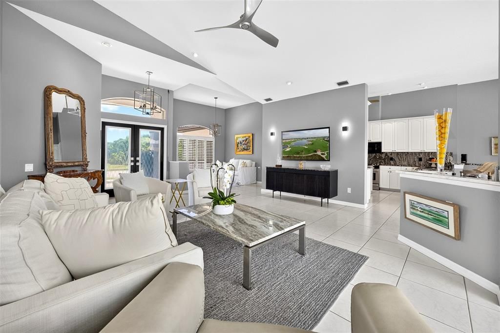 For Sale: $810,000 (3 beds, 2 baths, 2124 Square Feet)