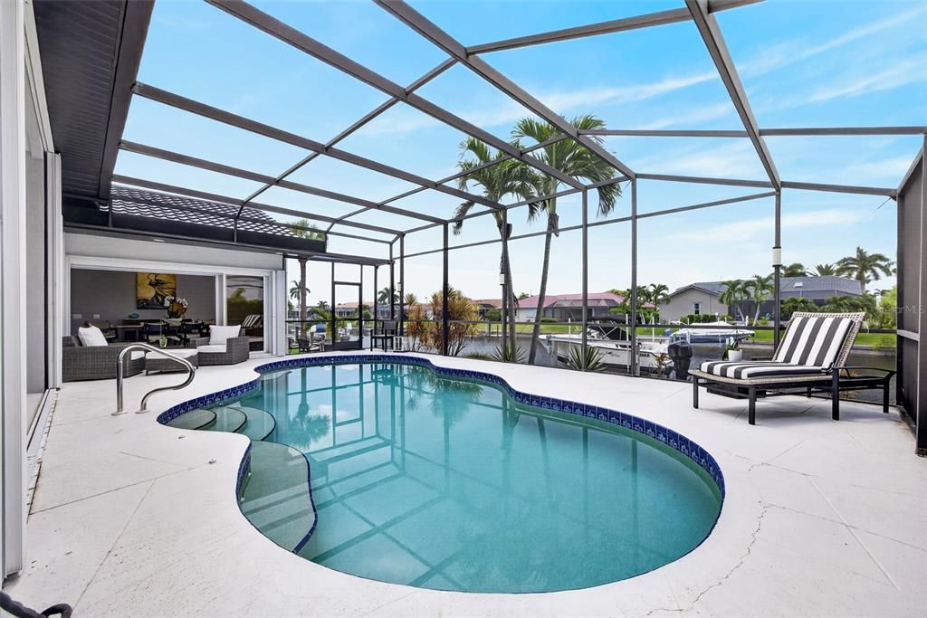For Sale: $810,000 (3 beds, 2 baths, 2124 Square Feet)