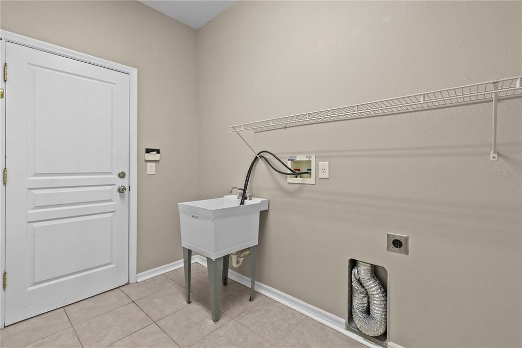 For Sale: $549,000 (4 beds, 3 baths, 3342 Square Feet)