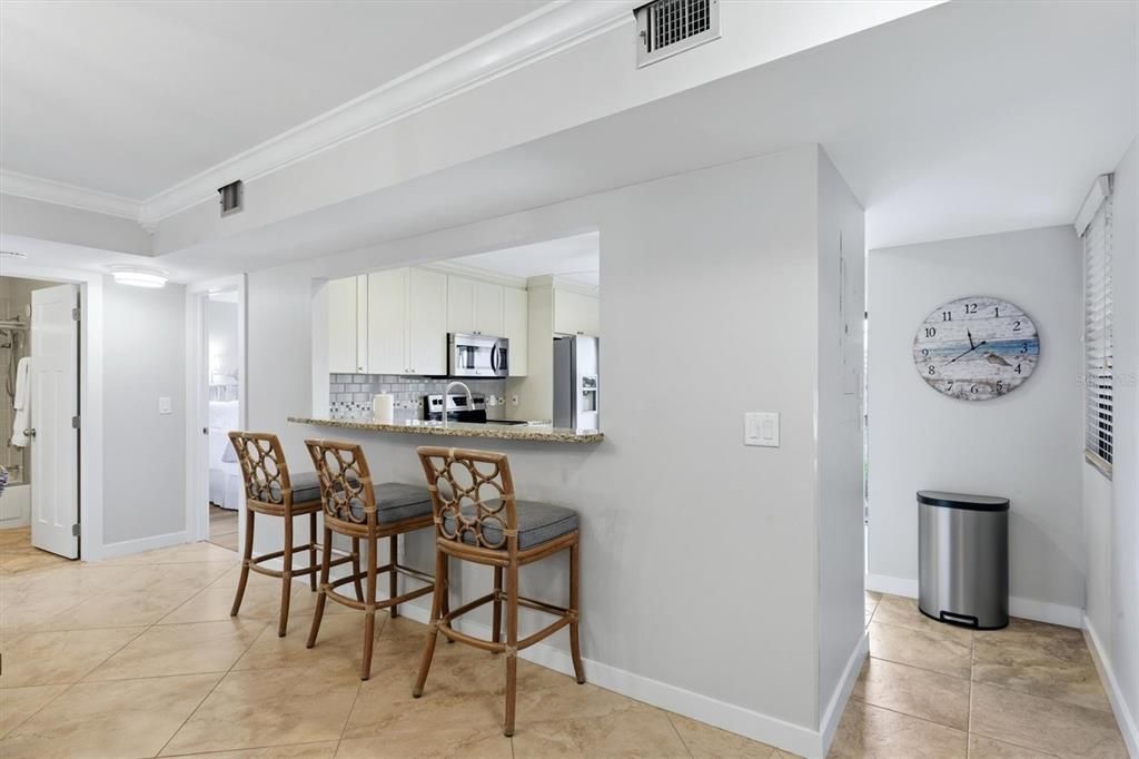 For Sale: $824,000 (2 beds, 2 baths, 1352 Square Feet)