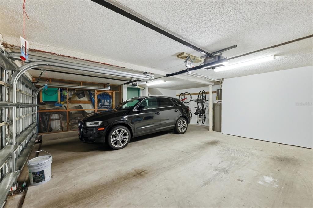 For Sale: $824,000 (2 beds, 2 baths, 1352 Square Feet)