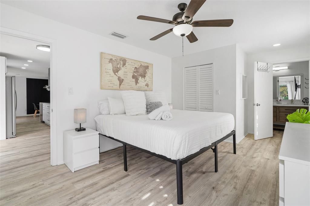 En Venta: $685,000 (3 camas, 2 baños, 1439 Pies cuadrados)
