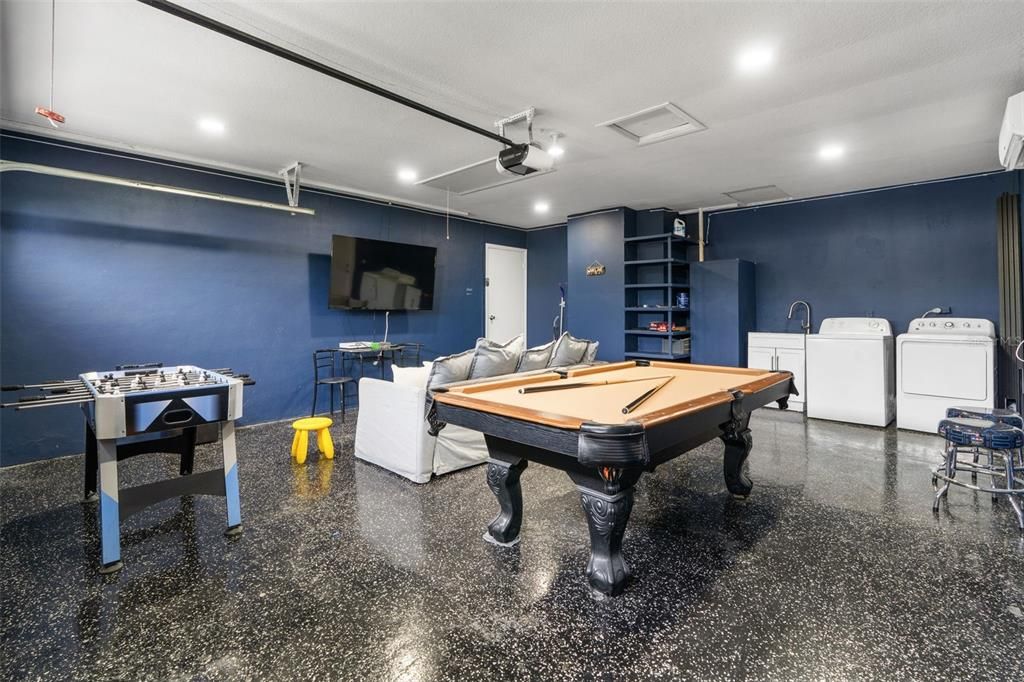 En Venta: $685,000 (3 camas, 2 baños, 1439 Pies cuadrados)