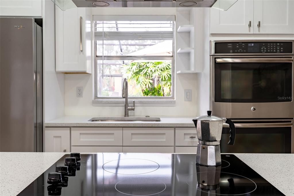 En Venta: $685,000 (3 camas, 2 baños, 1439 Pies cuadrados)
