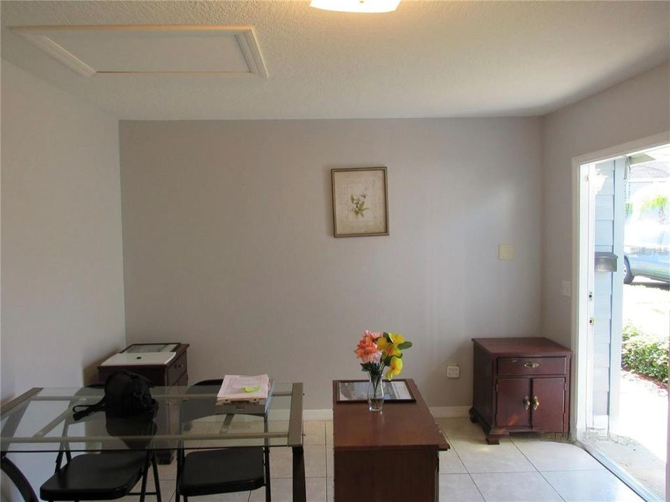 En Renta: $760 (0 camas, 1 baños, 350 Pies cuadrados)