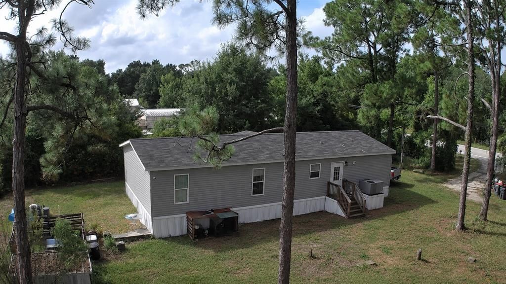 For Sale: $300,000 (3 beds, 2 baths, 1456 Square Feet)