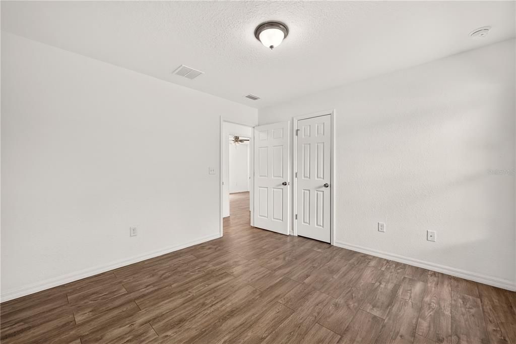 En Venta: $209,000 (3 camas, 2 baños, 1251 Pies cuadrados)