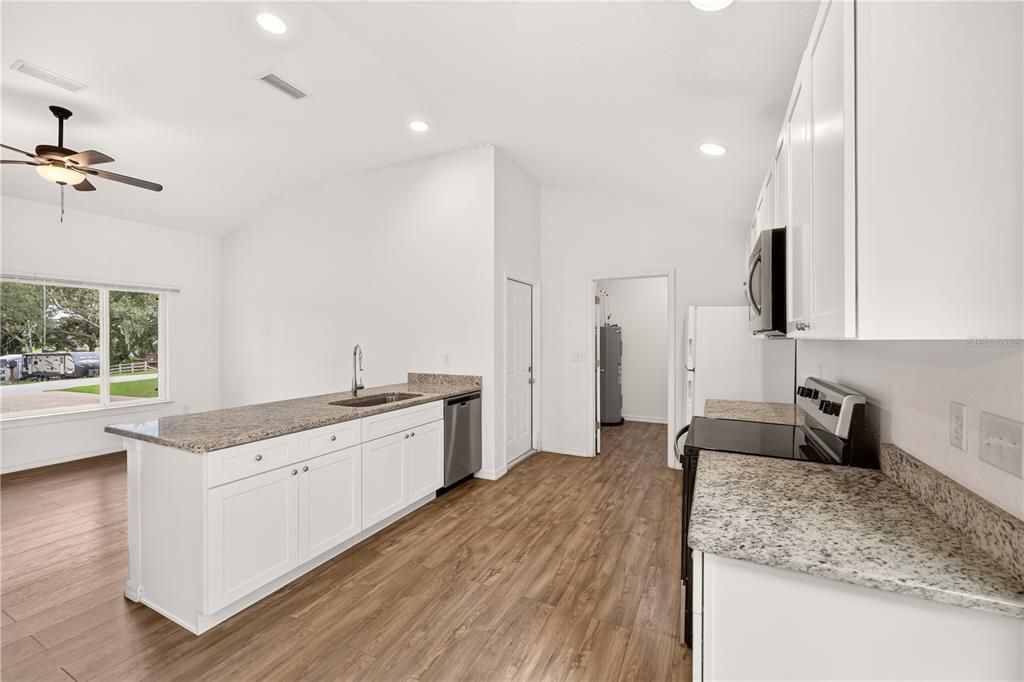 En Venta: $209,000 (3 camas, 2 baños, 1251 Pies cuadrados)