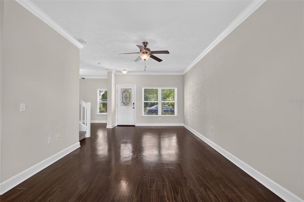 For Sale: $279,900 (3 beds, 2 baths, 1582 Square Feet)