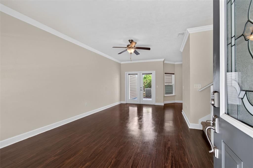 For Sale: $279,900 (3 beds, 2 baths, 1582 Square Feet)