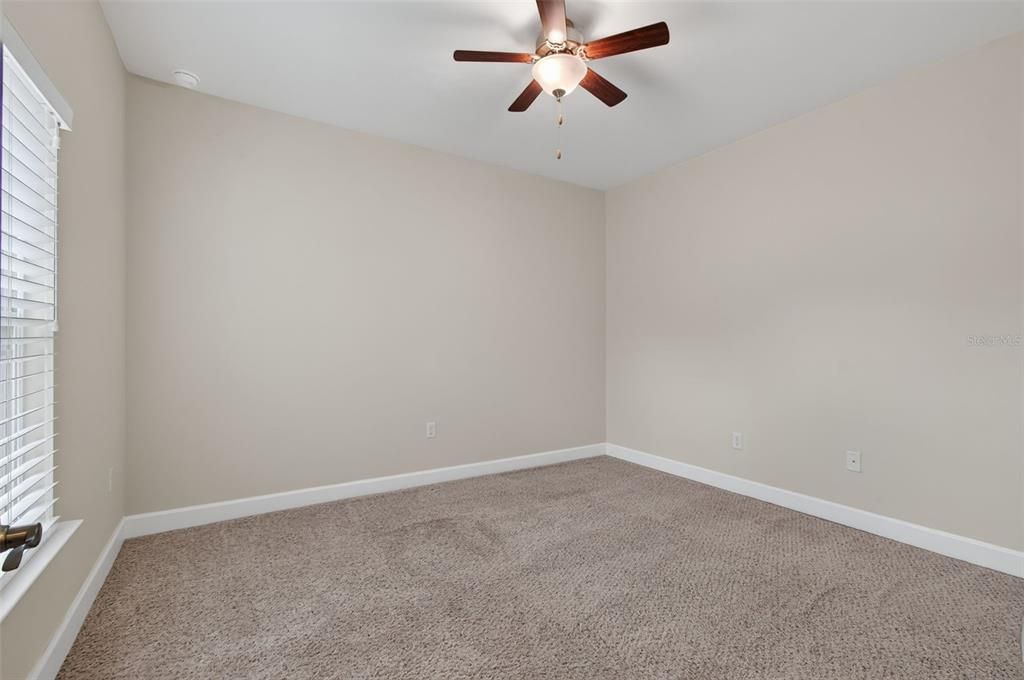 For Sale: $279,900 (3 beds, 2 baths, 1582 Square Feet)