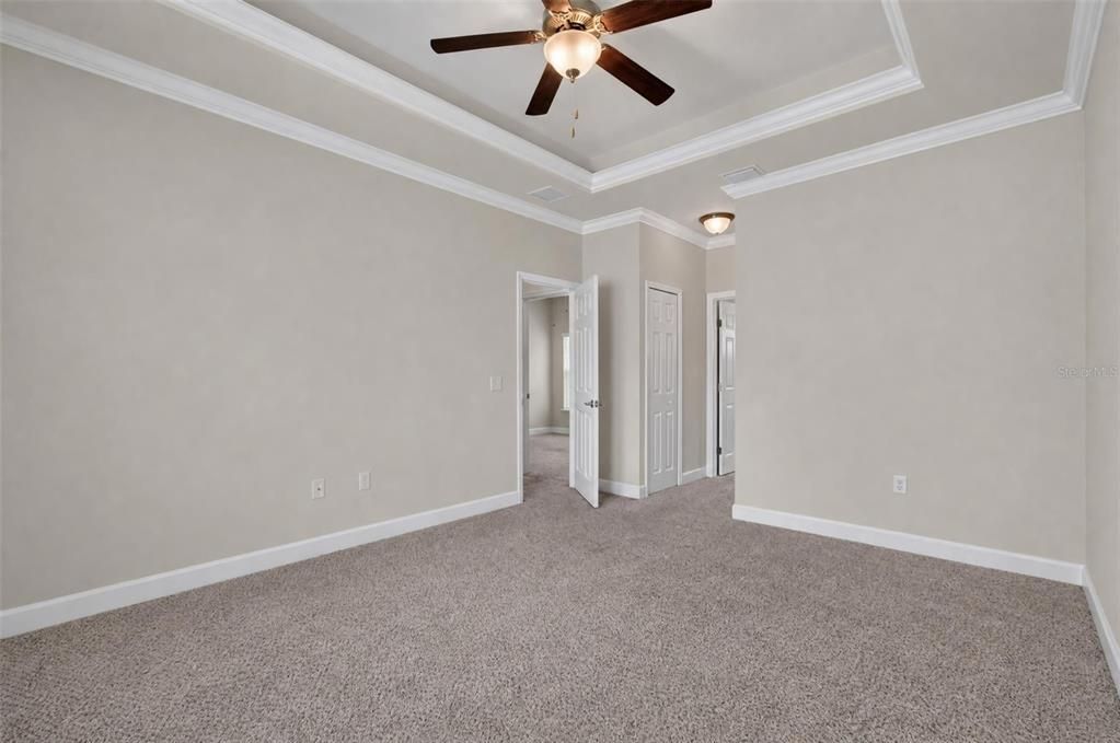For Sale: $279,900 (3 beds, 2 baths, 1582 Square Feet)