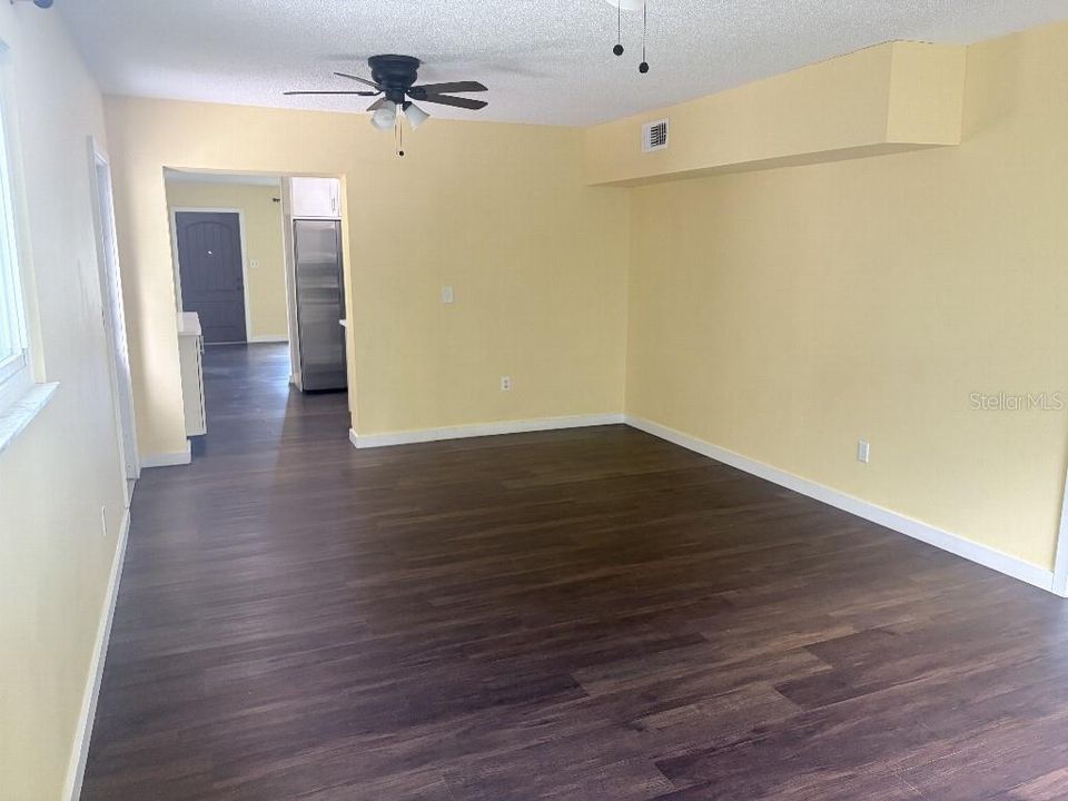 En Venta: $449,000 (3 camas, 2 baños, 1440 Pies cuadrados)