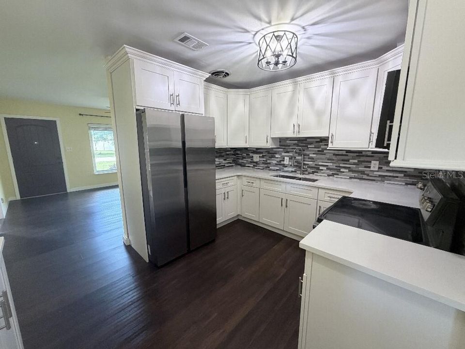 En Venta: $449,000 (3 camas, 2 baños, 1440 Pies cuadrados)