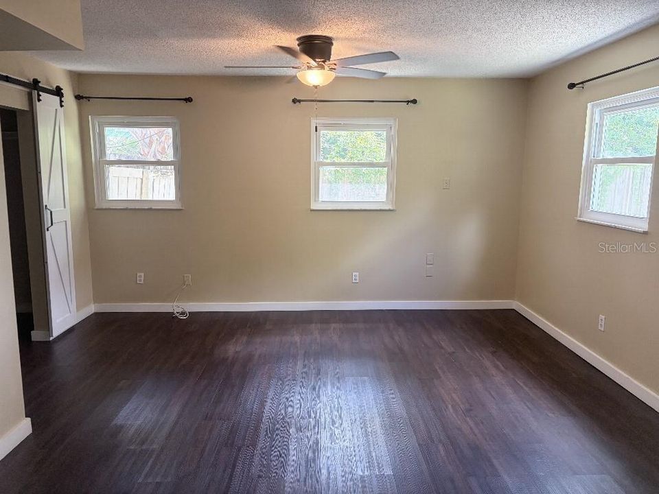 En Venta: $449,000 (3 camas, 2 baños, 1440 Pies cuadrados)