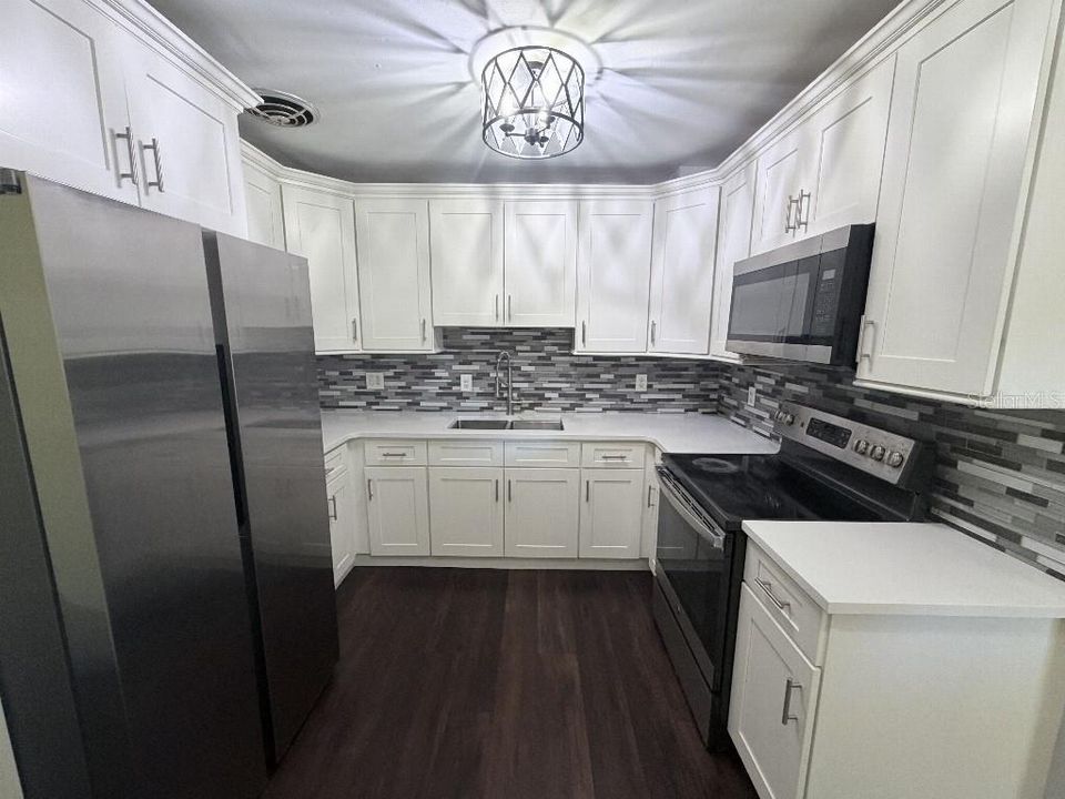 En Venta: $449,000 (3 camas, 2 baños, 1440 Pies cuadrados)