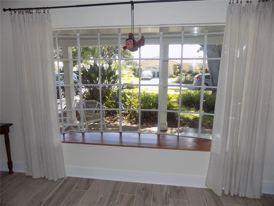 En Venta: $485,000 (3 camas, 2 baños, 2044 Pies cuadrados)