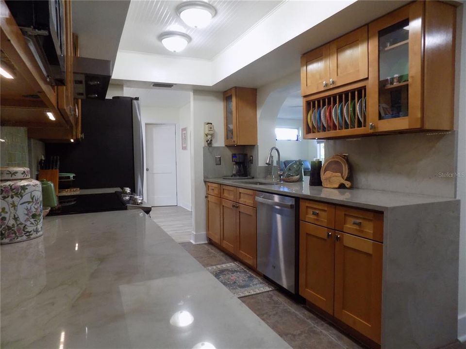 En Venta: $485,000 (3 camas, 2 baños, 2044 Pies cuadrados)