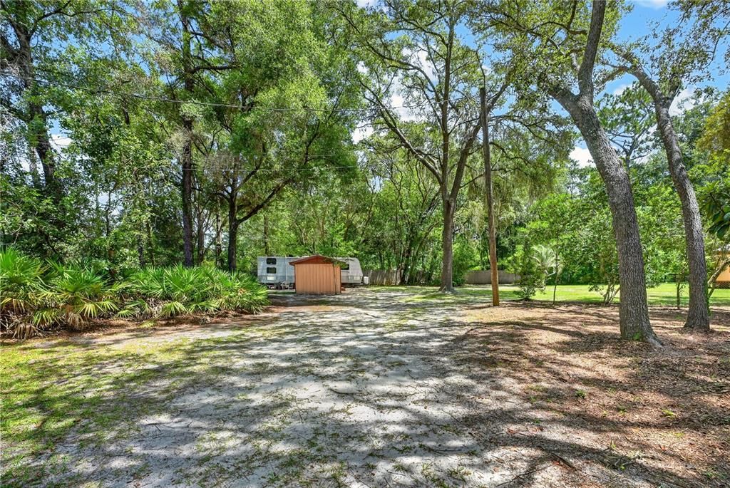 For Sale: $275,000 (5 beds, 3 baths, 1728 Square Feet)