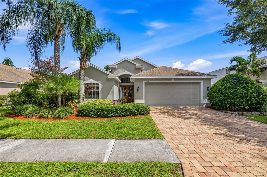 For Sale: $695,000 (4 beds, 3 baths, 1810 Square Feet)