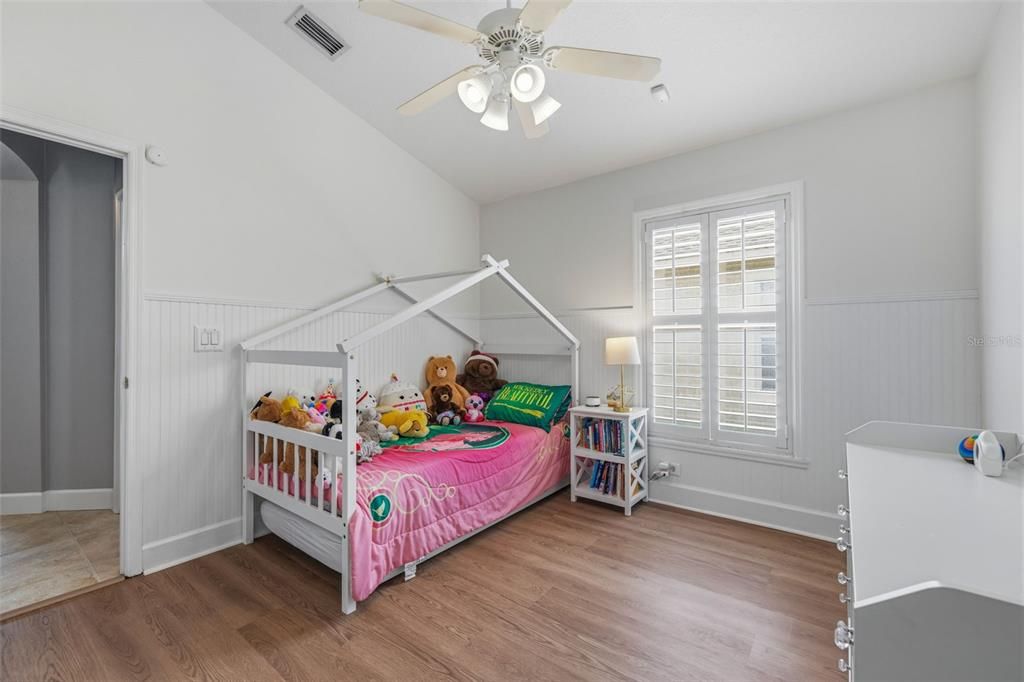 For Sale: $695,000 (4 beds, 3 baths, 1810 Square Feet)