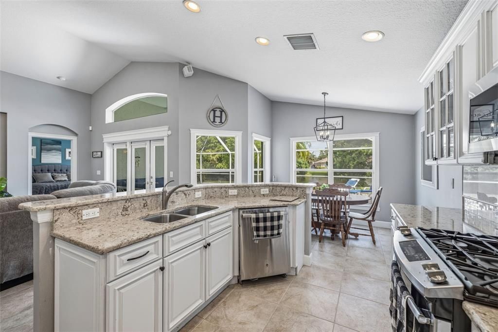 For Sale: $695,000 (4 beds, 3 baths, 1810 Square Feet)