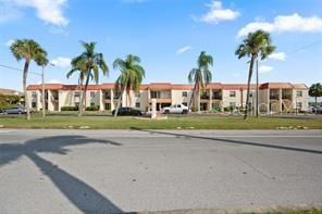 For Rent: $1,850 (1 beds, 1 baths, 645 Square Feet)