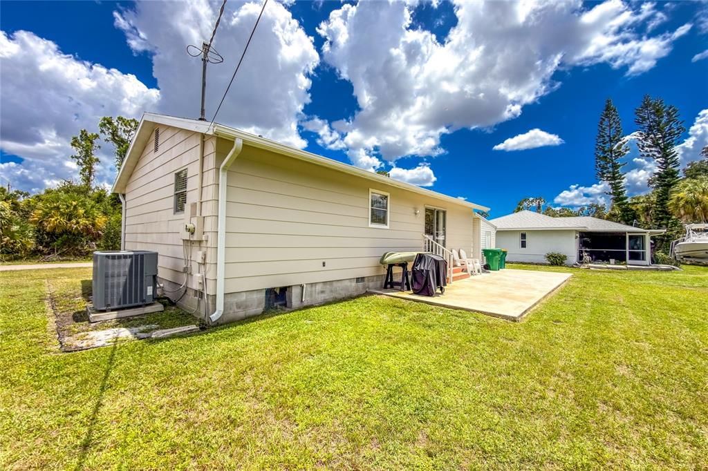 For Sale: $204,000 (2 beds, 2 baths, 960 Square Feet)