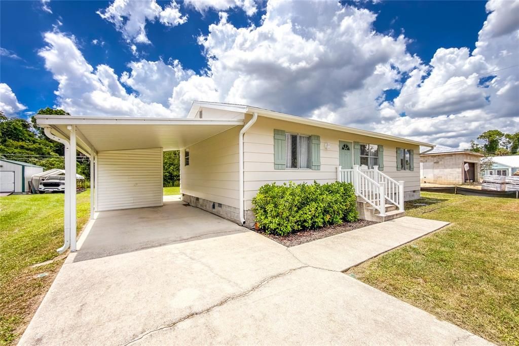 For Sale: $204,000 (2 beds, 2 baths, 960 Square Feet)