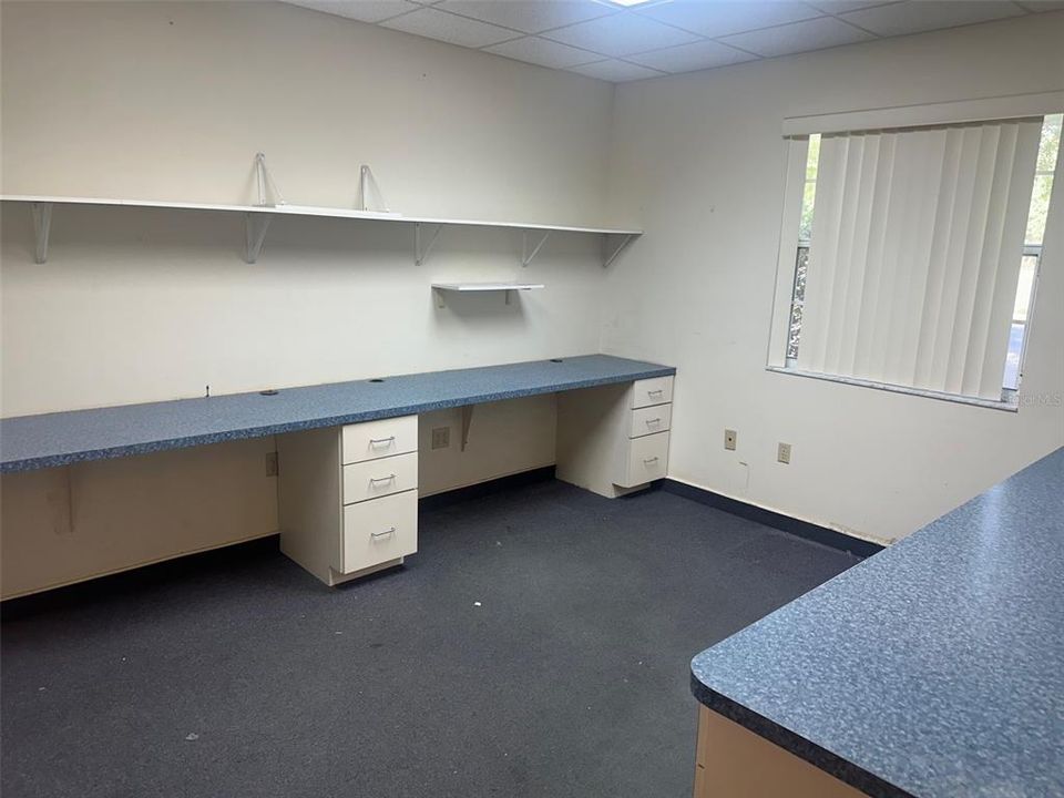 For Sale: $644,700 (0 beds, 0 baths, 3684 Square Feet)