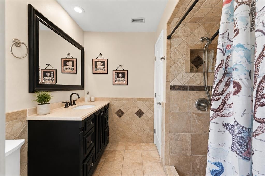 For Sale: $529,900 (3 beds, 2 baths, 1751 Square Feet)