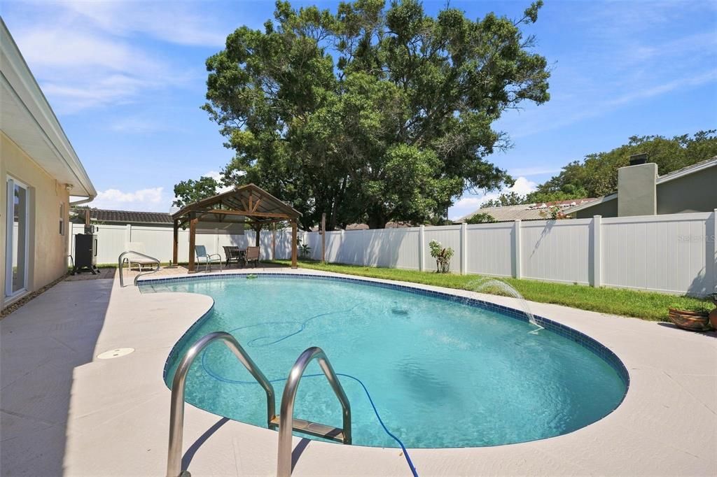 For Sale: $529,900 (3 beds, 2 baths, 1751 Square Feet)