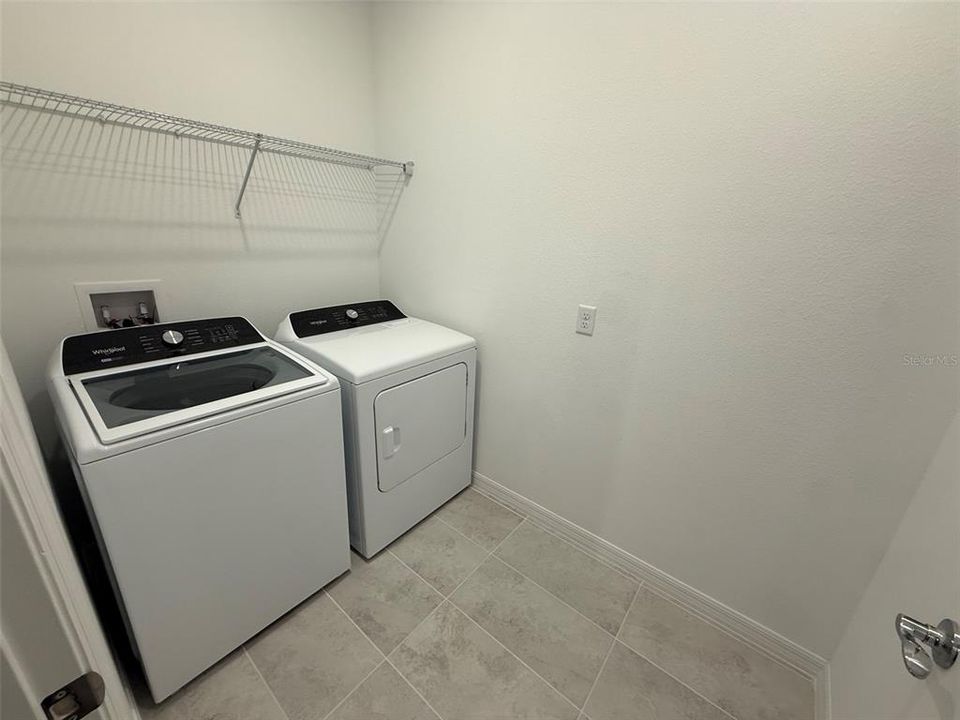For Rent: $2,550 (3 beds, 2 baths, 1625 Square Feet)