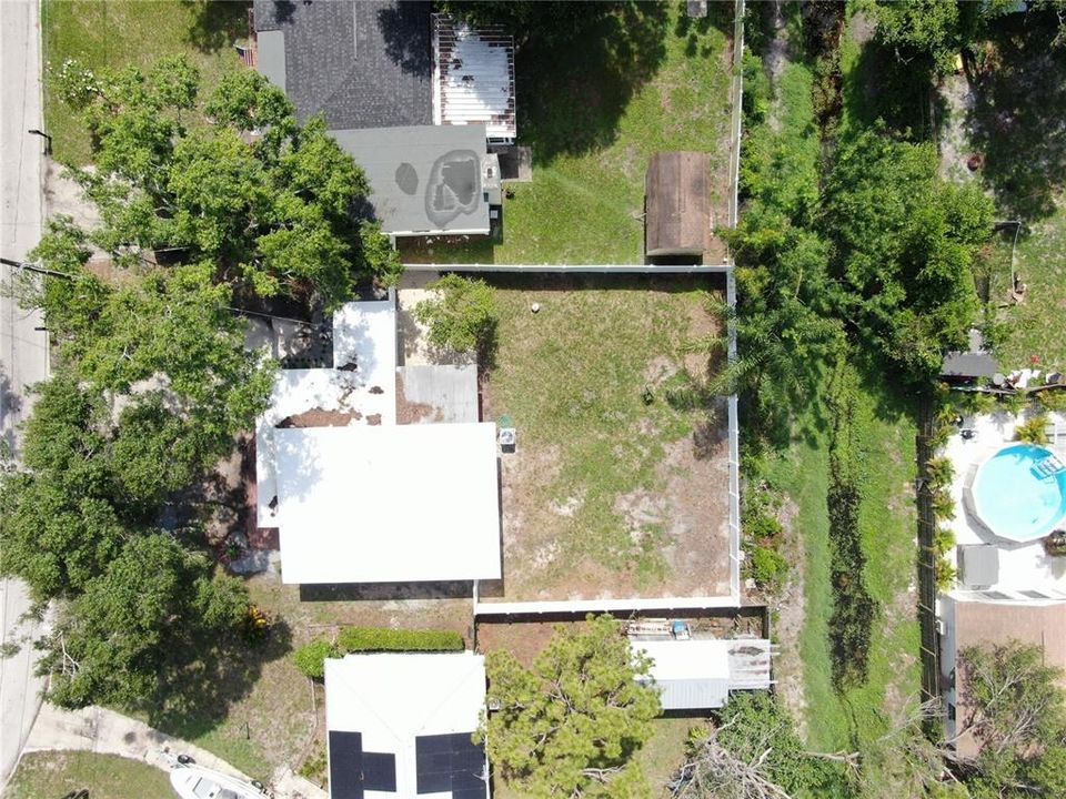 Activo con contrato: $435,000 (3 camas, 2 baños, 1490 Pies cuadrados)